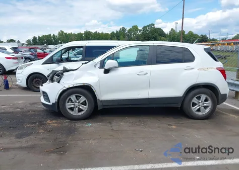 2021 Chevrolet Trax Fwd Ls z USA, uszkodzony, nr VIN KL7CJKSB0MB319829